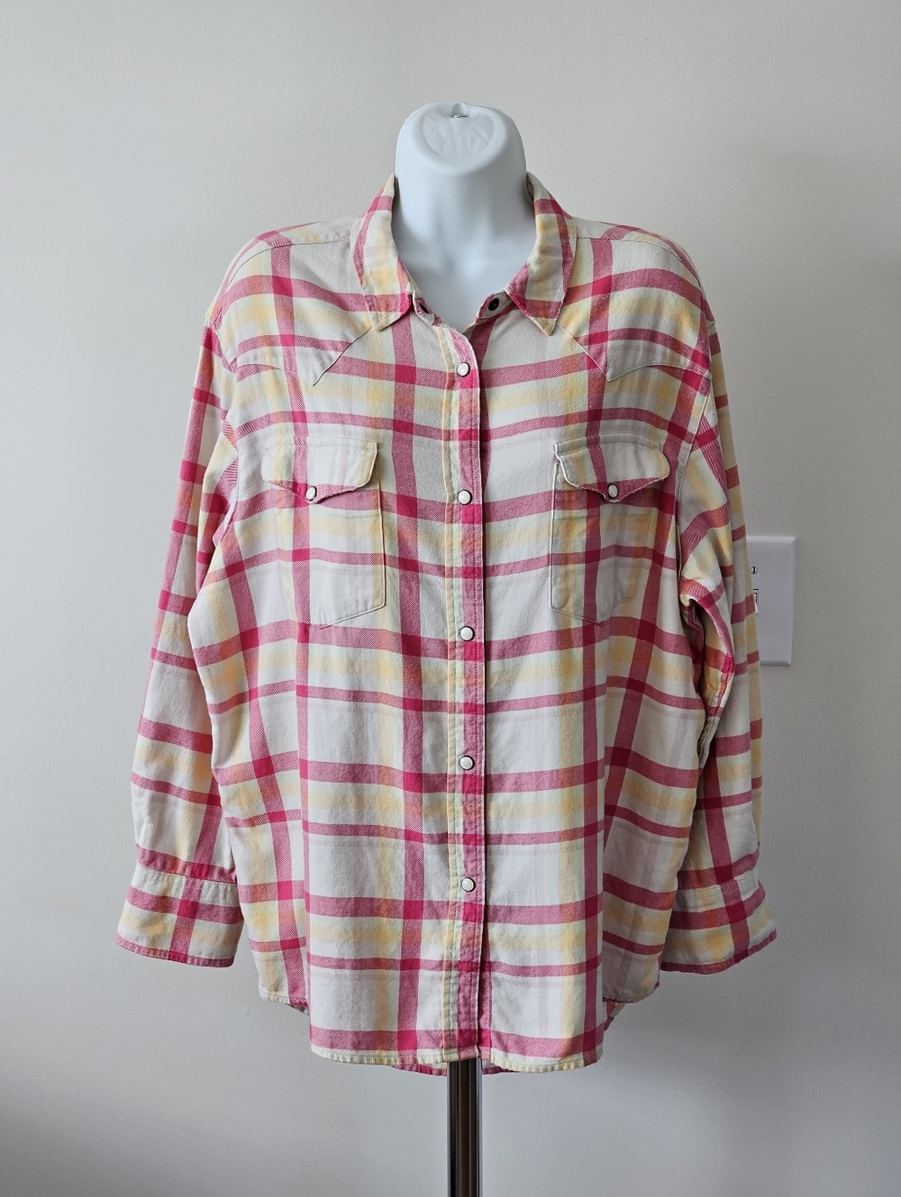 THE GREAT. The Heritage Shirt Cherry Blossom Plaid Size 2 / Med EUC - Picture 2 of 6